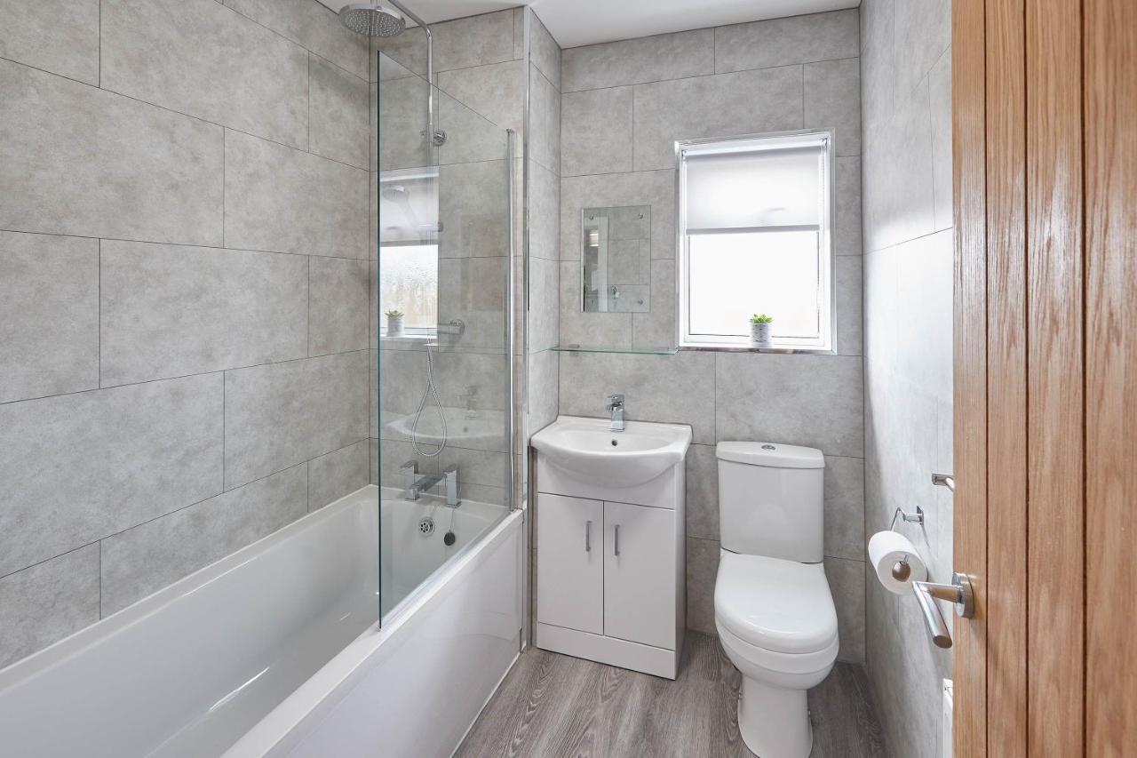 Host & Stay - Badgers Cottage Brotton Екстер'єр фото