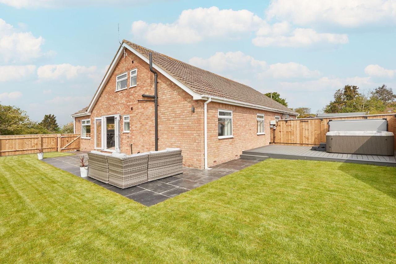 Host & Stay - Badgers Cottage Brotton Екстер'єр фото